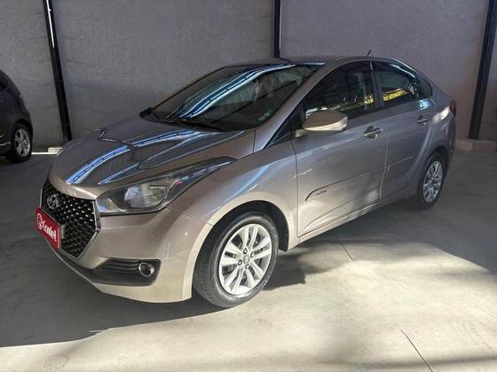 HYUNDAI HB20 1.0 COMFORT 12V FLEX 4P MANUAL HYUNDAI HB20 1.0 COMFORT 12V FLEX 4P MANUAL